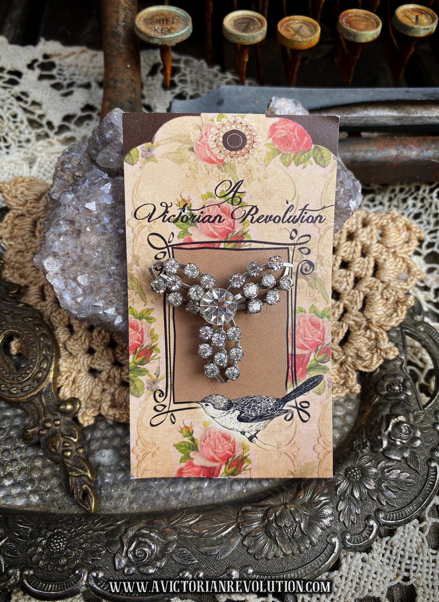 Clear Crystal Rhinestone Sparkling Brooch - Silver Tone - Vintage