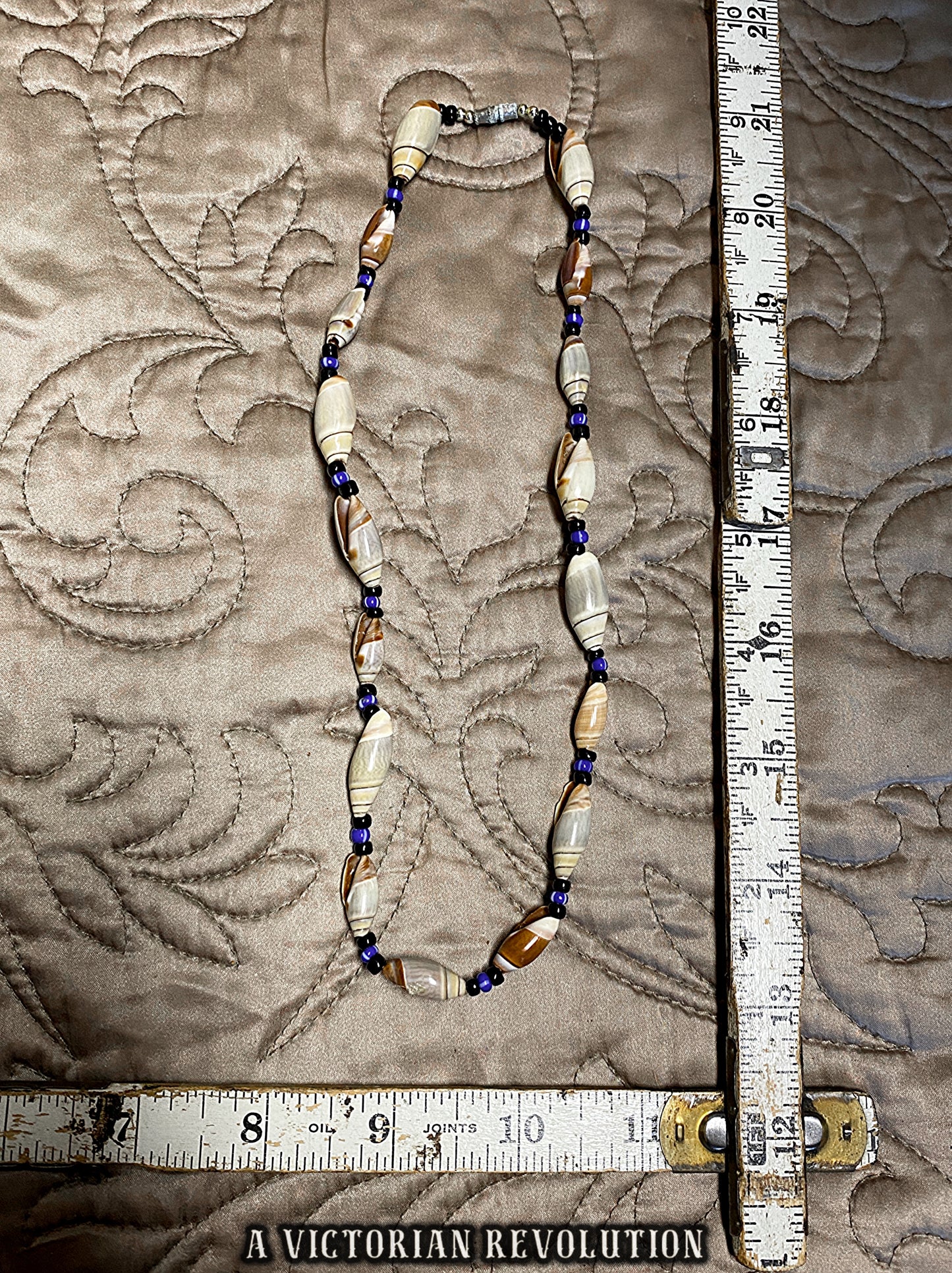 Vintage 90s Surfer Style Olive Shell & Glass Bead Necklace - Hippie Coastal Beach Aesthetic