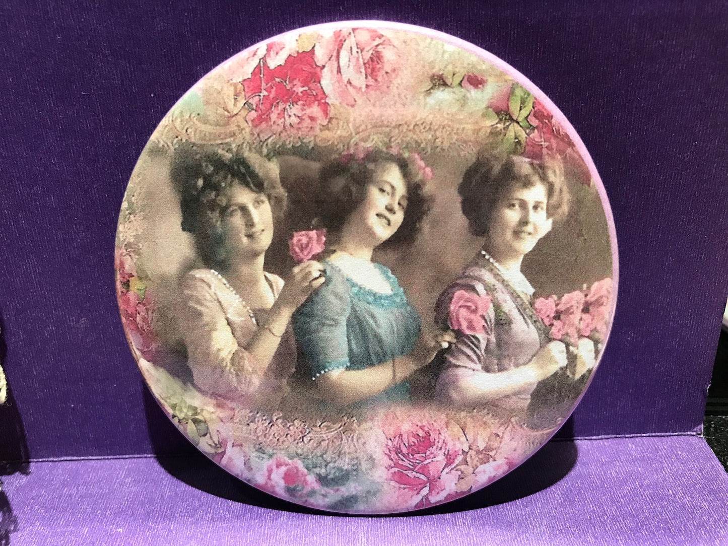 Pocket Mirror-3 Sisters