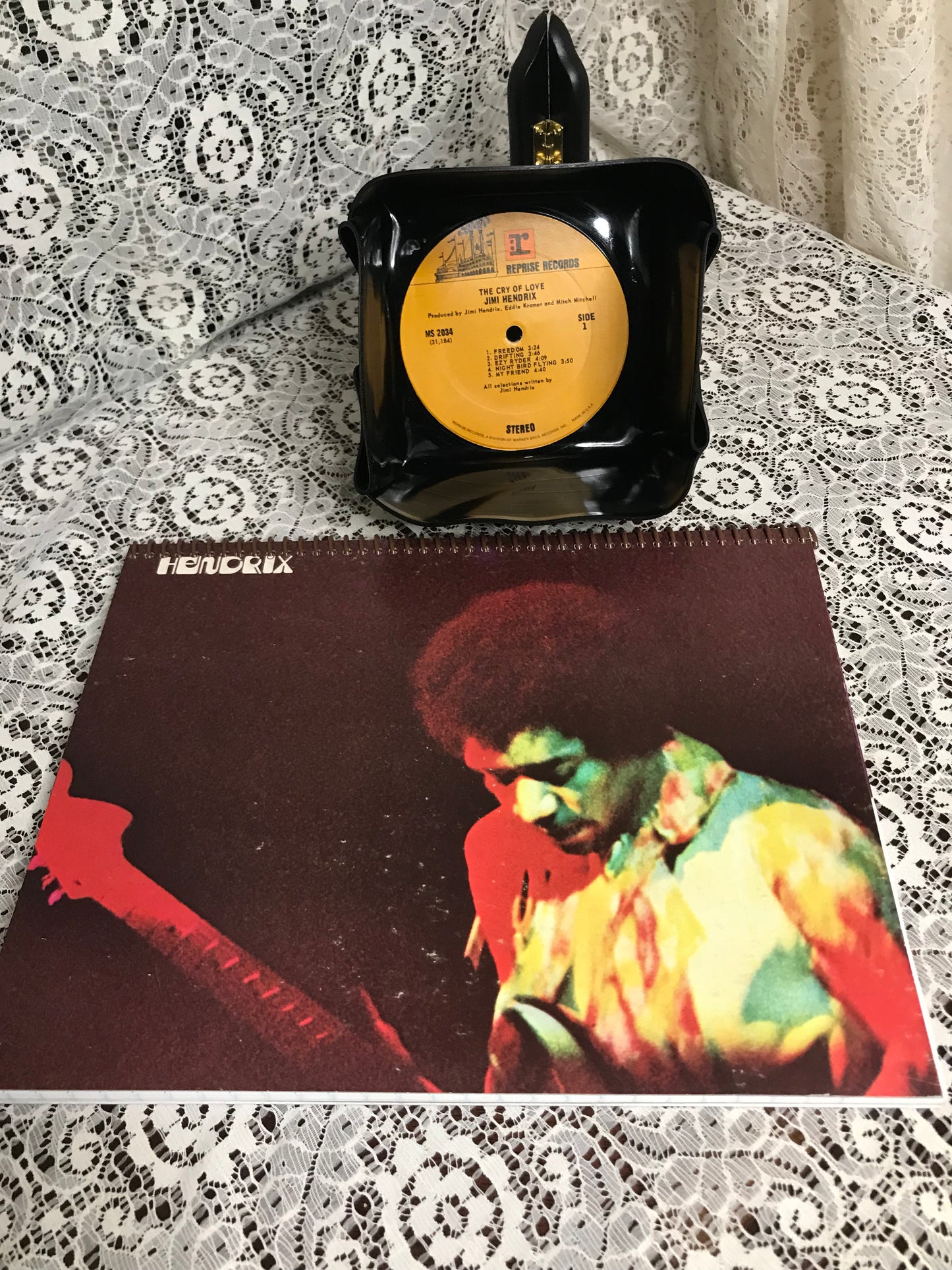 Record Bowl Jimi Hendrix…The Cry of Love