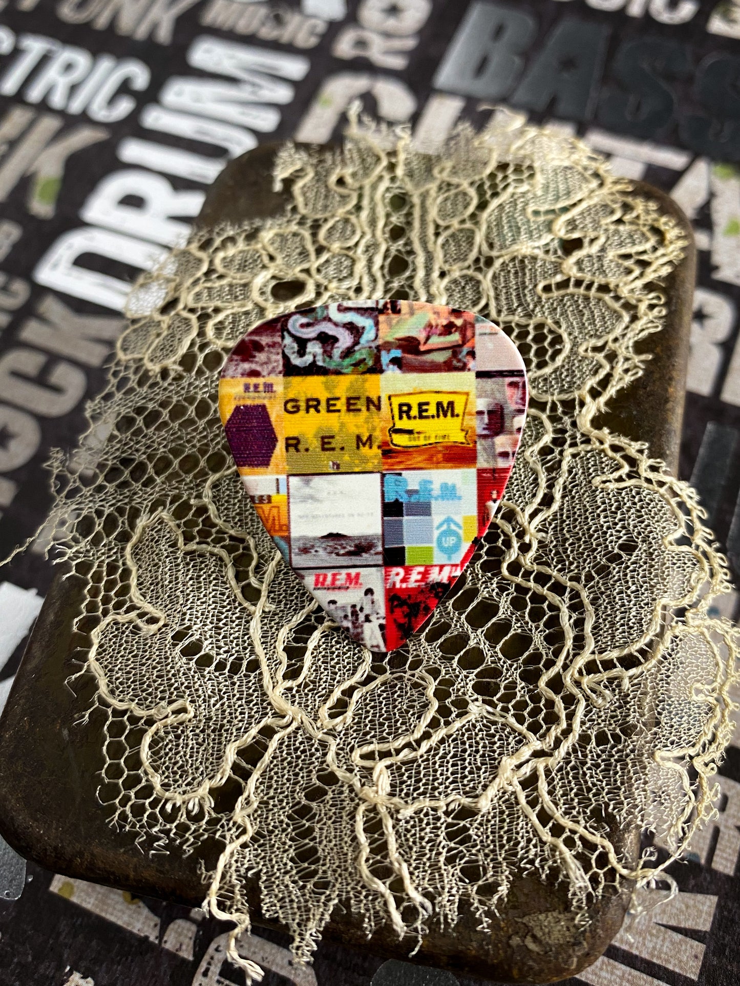 Guitar Pick Pin - R.E.M.