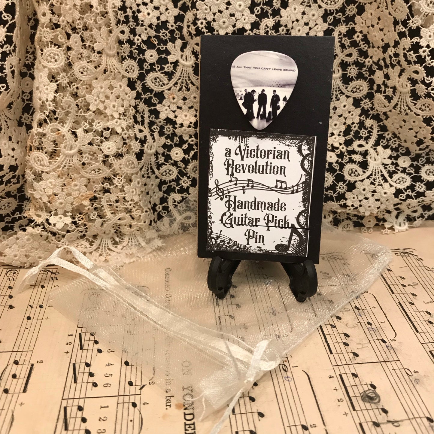 Guitar Pick Pin - U2