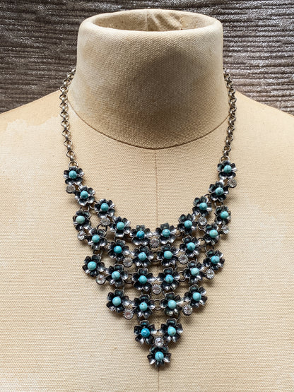 Silver Tone Faux Turquoise Floral Bib Statement Necklace - Retro Southwestern Style Rhinestone Flower Choker - Vintage Aesthetic
