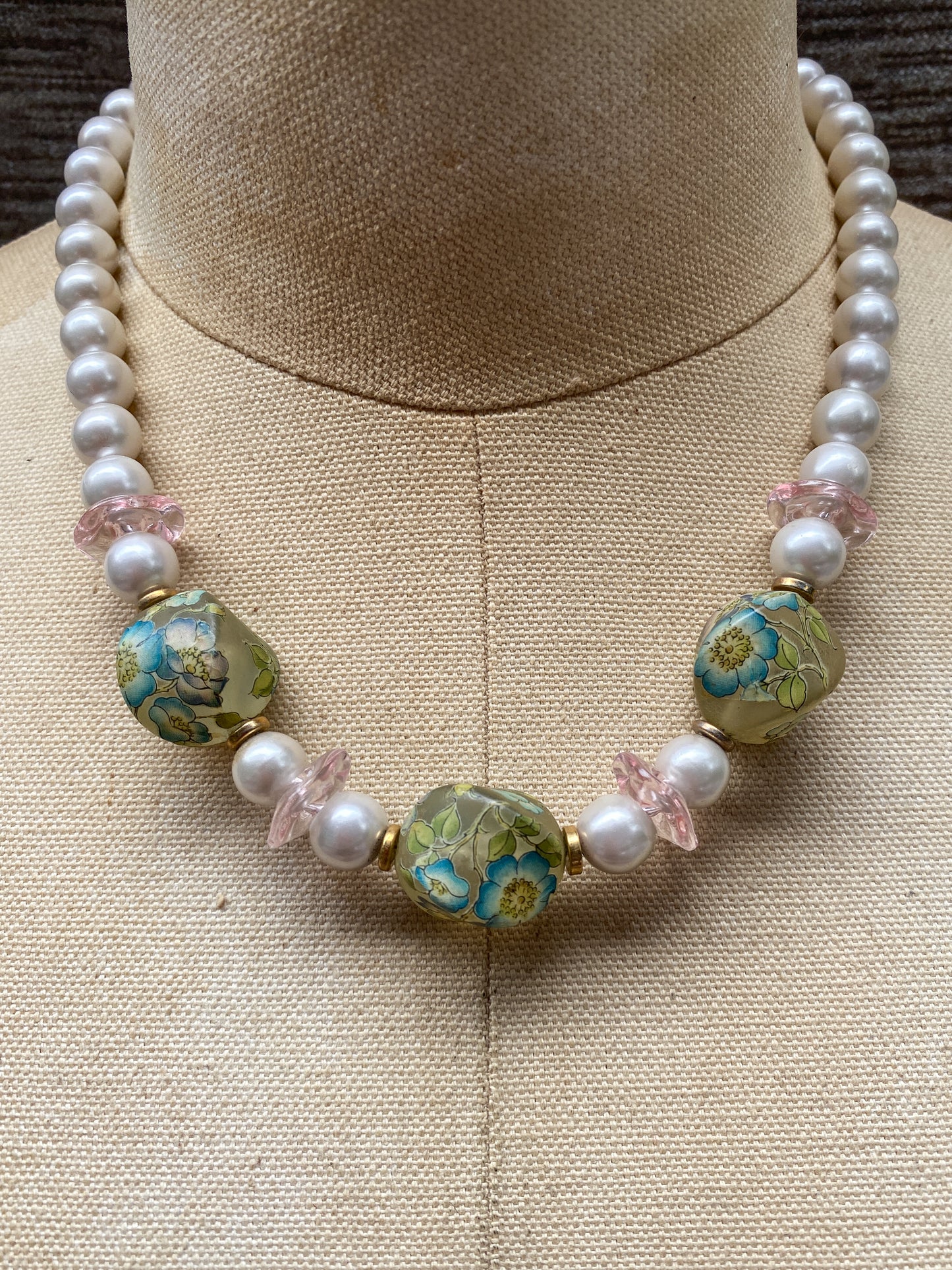 Vintage Faux Pearl Necklace - Funky 1980s Style - Chunky Blue Floral Beads - Retro Pink Spacers - Quirky Romantic Statement Jewelry