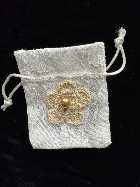 Drawstring Bag with Doilie