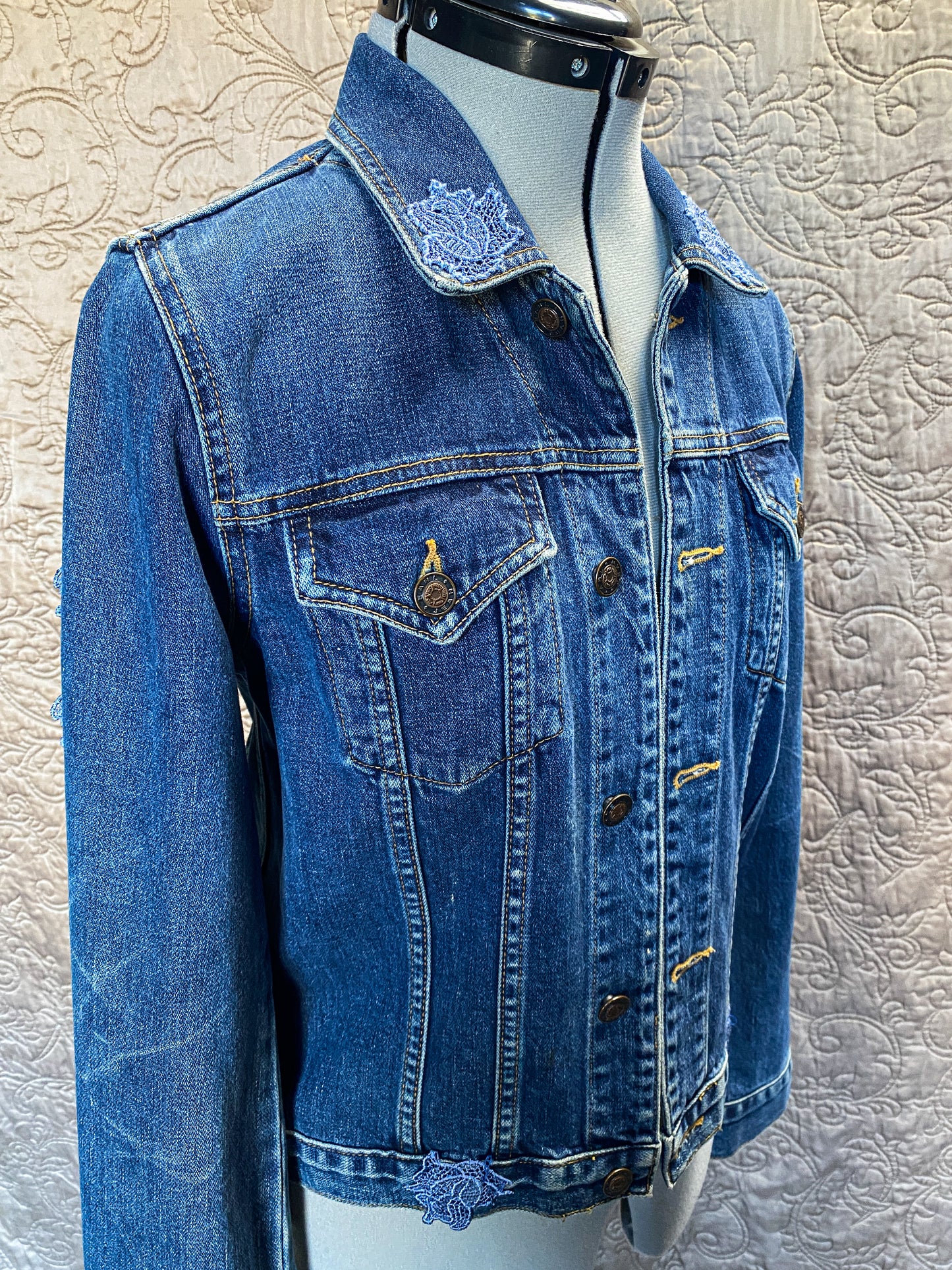 Upcycled Denim Jacket, Boho Style with Lace Appliqué - Floral Lace Embellishments - Sustainable Fashion - One of a Kind Jean Jacket - Size Small