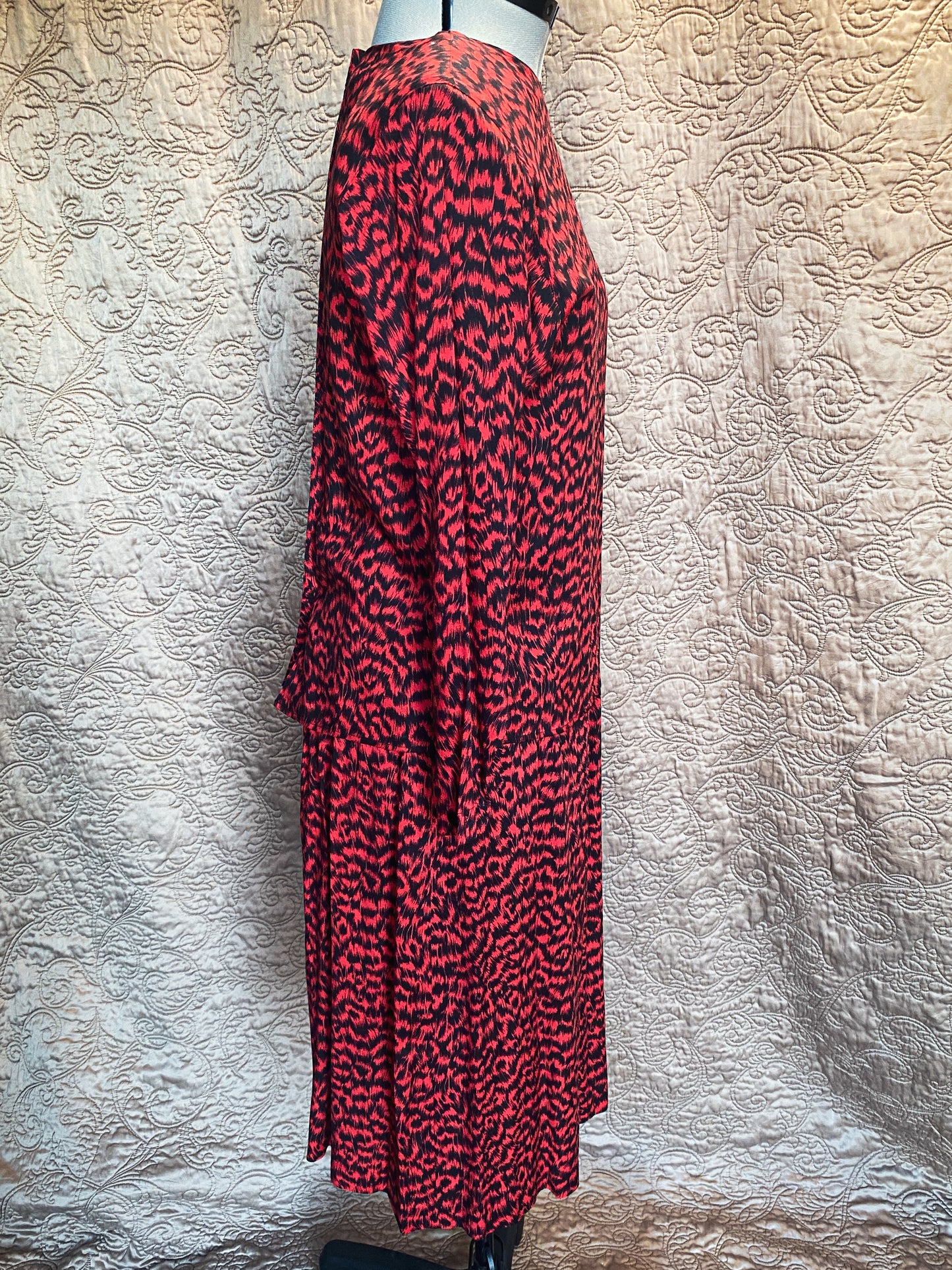 Vintage Red and Black Animal Print Skirt and Top Set - Two-Piece Matching Set - Rafaella Petites - Patterned Midi Skirt + Long Sleeve Shirt