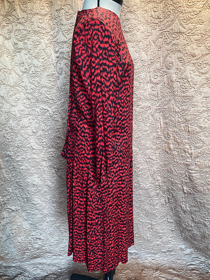 Vintage Red and Black Animal Print Skirt and Top Set - Two-Piece Matching Set - Rafaella Petites - Patterned Midi Skirt + Long Sleeve Shirt
