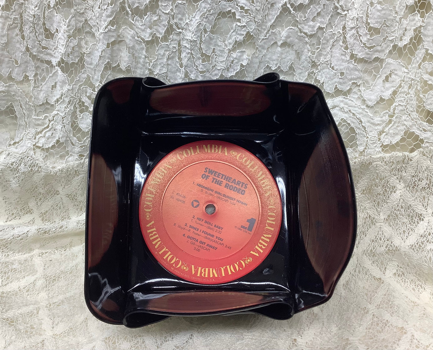 Record Bowl Sweethearts of the Rodeo