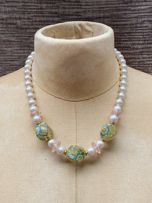 Vintage Faux Pearl Necklace - Funky 1980s Style - Chunky Blue Floral Beads - Retro Pink Spacers - Quirky Romantic Statement Jewelry