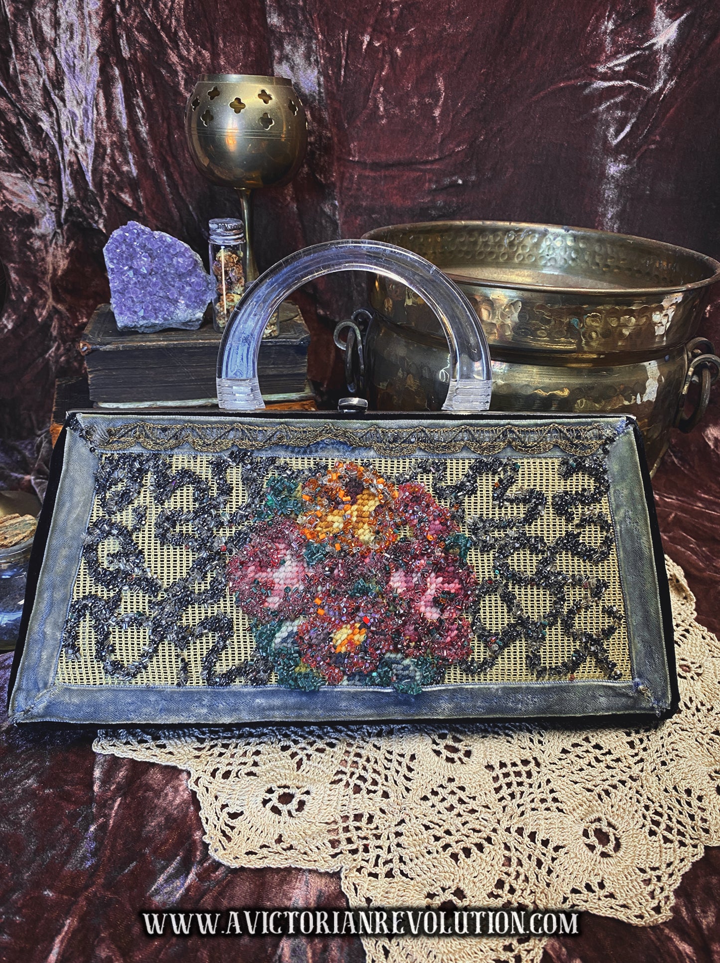 Vintage 1950s Beaded Floral Mesh Handbag with Lucite Handle