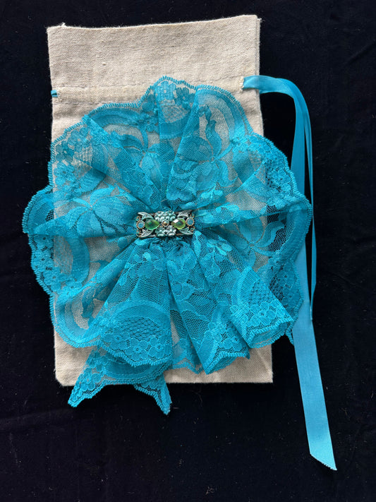 Drawstring bag with Blue Lace Flower