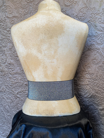 Black Elastic Waist Belt, Retro Cinch Style, Ornate Buckle, Statement Accessory