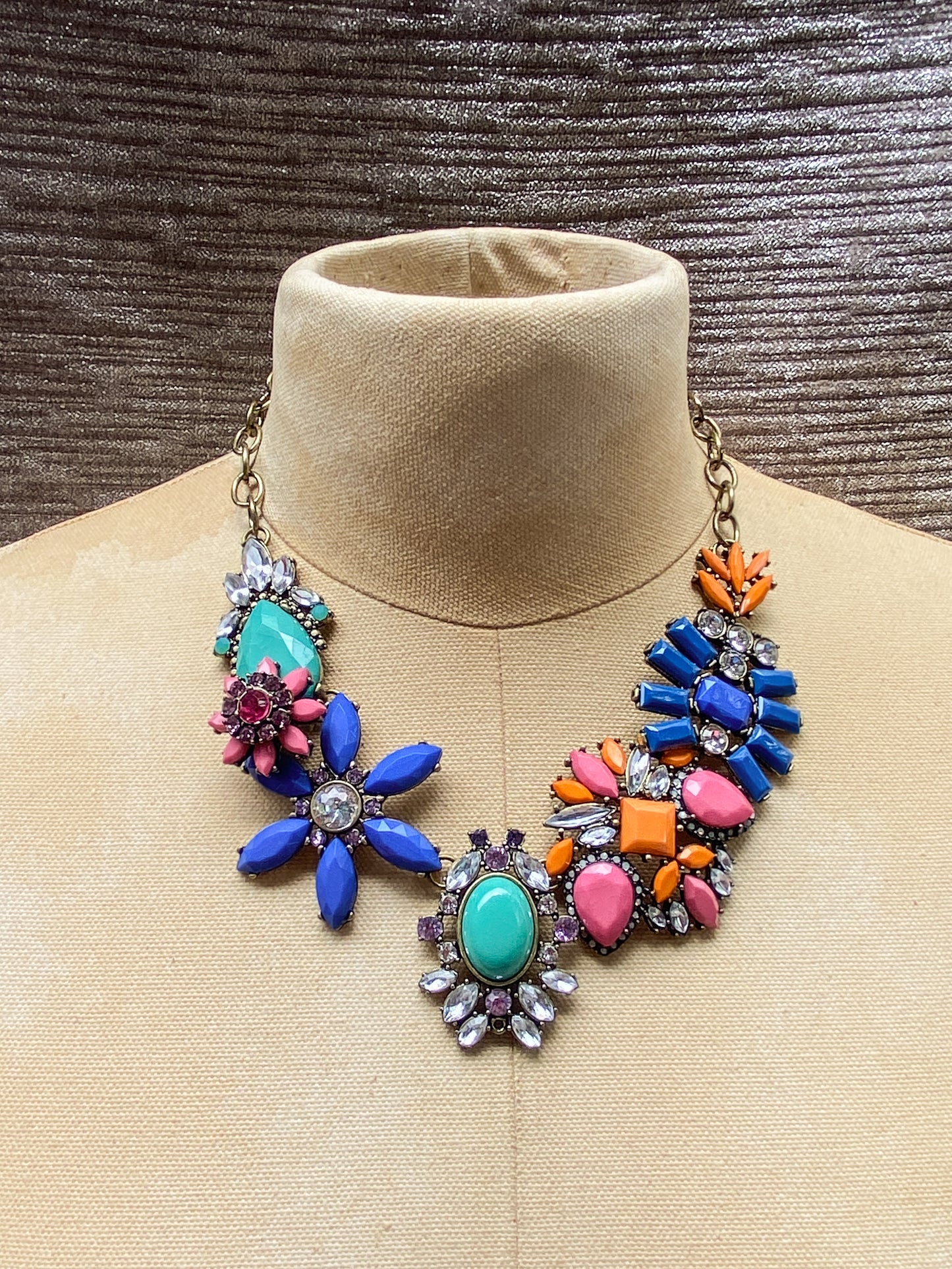 Awesome Colorful Vintage Floral Statement Bib Necklace - Teal, Blue, Pink, And Orange Resin - Eclectic Festival Retro Style