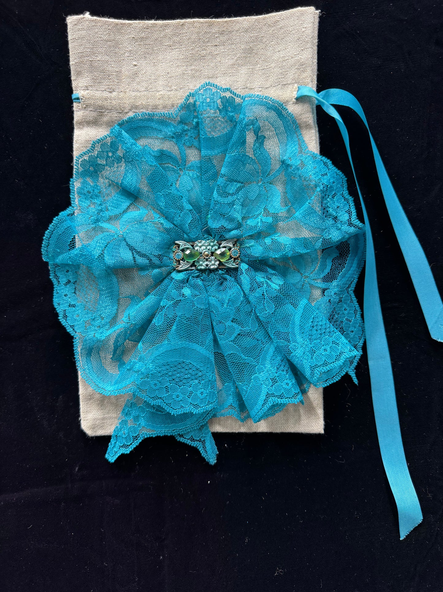 Drawstring bag with Blue Lace Flower
