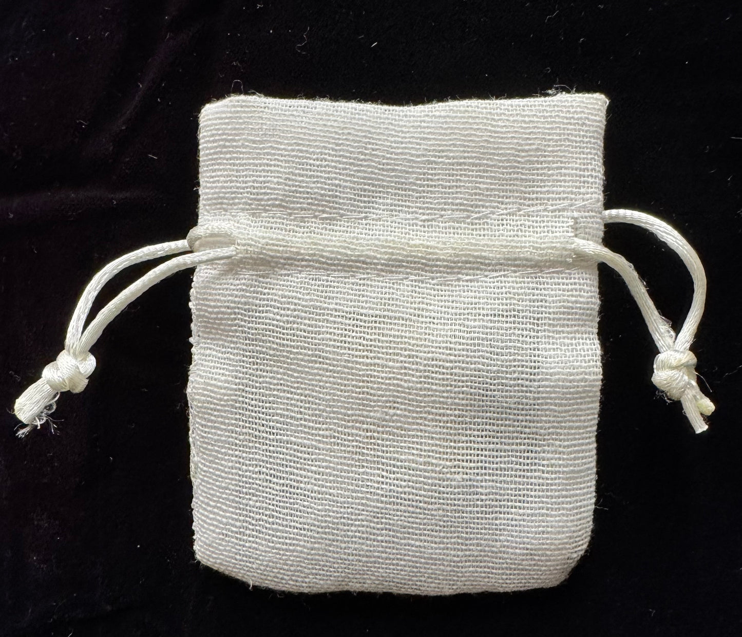 Drawstring Bag with Doilie