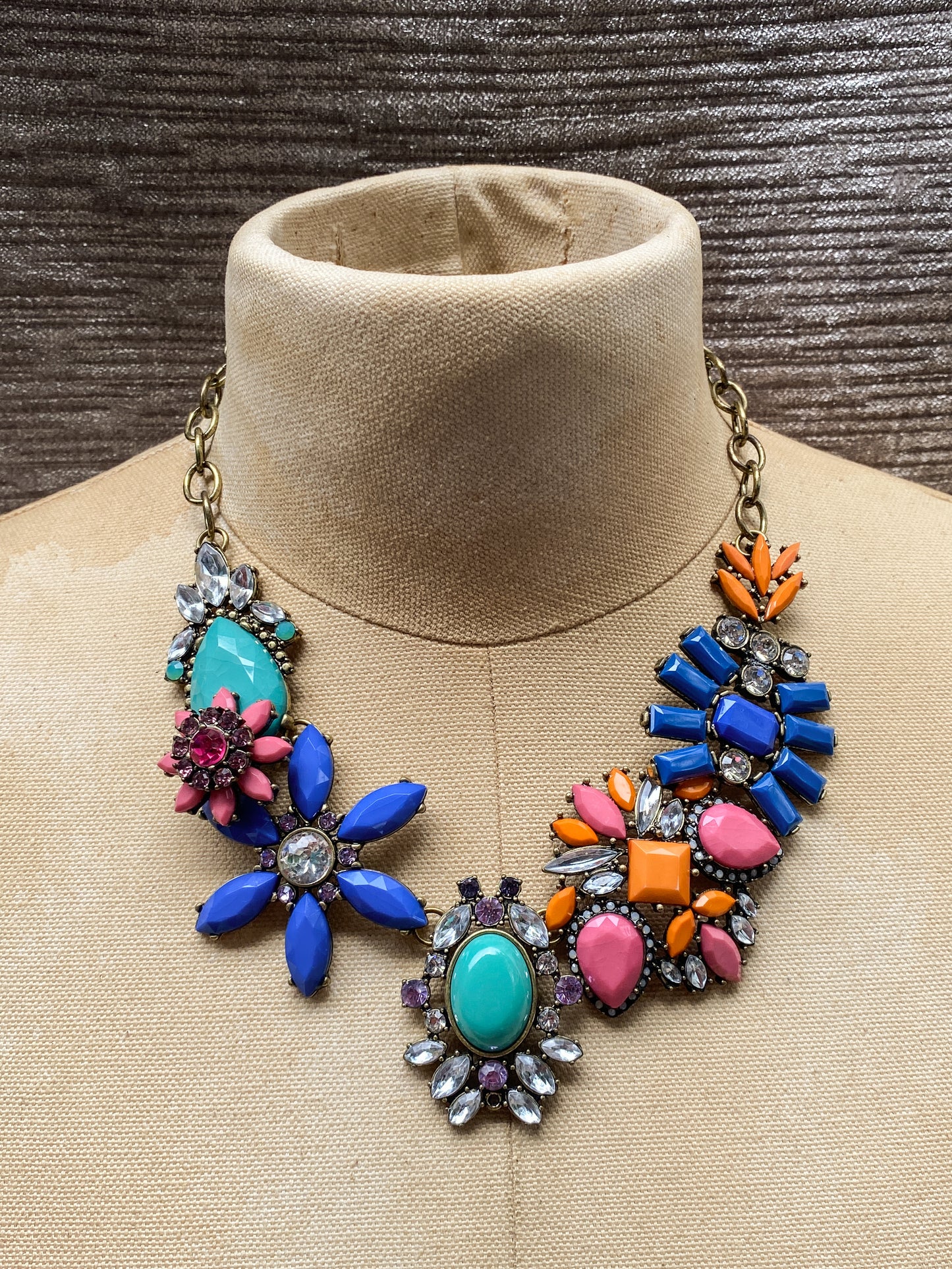Awesome Colorful Vintage Floral Statement Bib Necklace - Teal, Blue, Pink, And Orange Resin - Eclectic Festival Retro Style