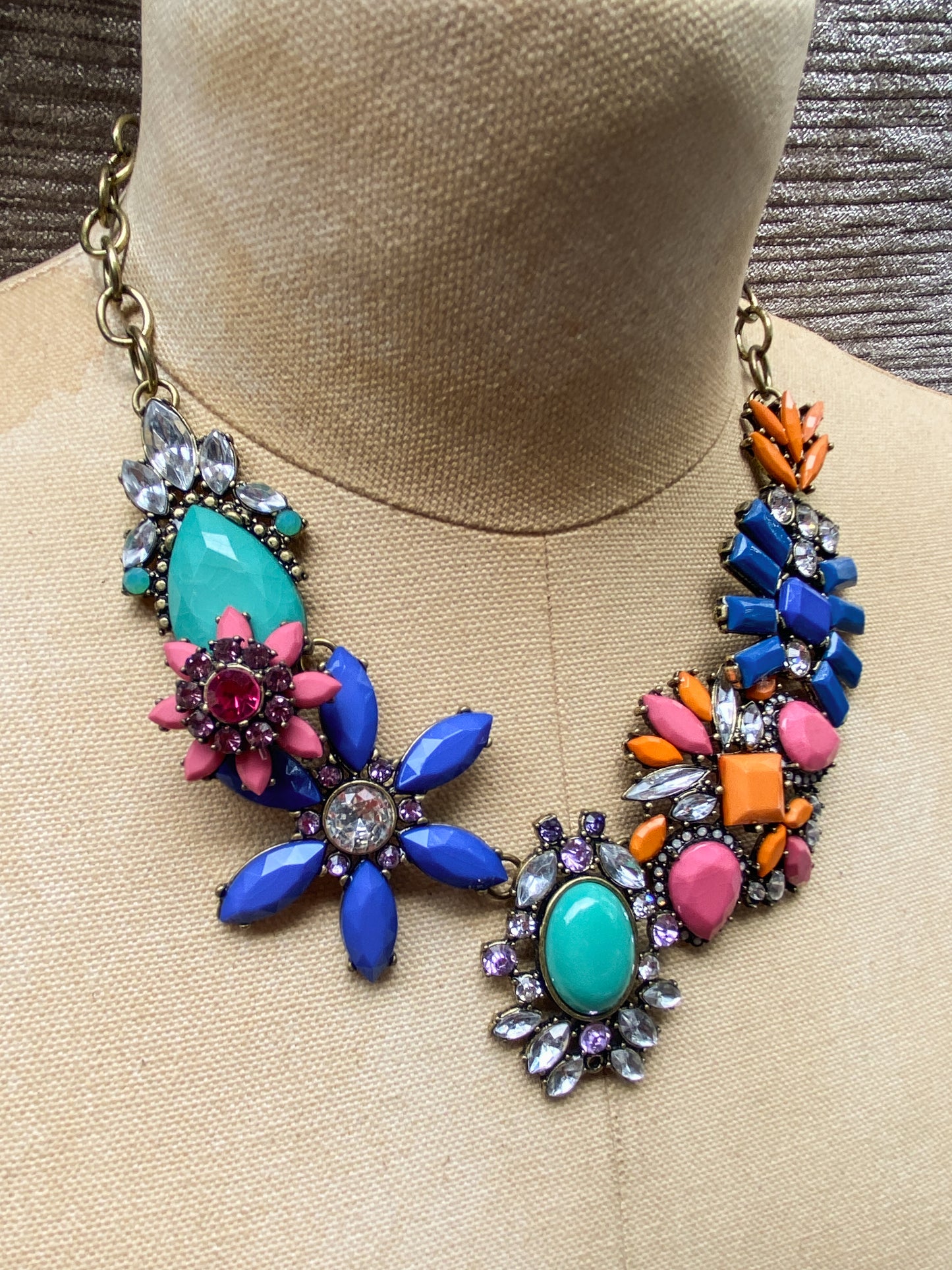 Awesome Colorful Vintage Floral Statement Bib Necklace - Teal, Blue, Pink, And Orange Resin - Eclectic Festival Retro Style
