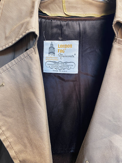 Vintage Tan London Fog Double Breasted Trench Maincoat - Belted Waist, Zip-out Liner, Classic Style, Retro Raincoat - Size 42 Ex-Long