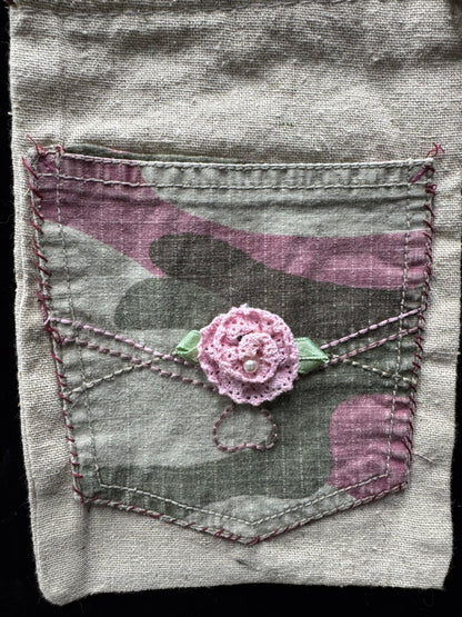 Drawstring bag with Camo Pocket