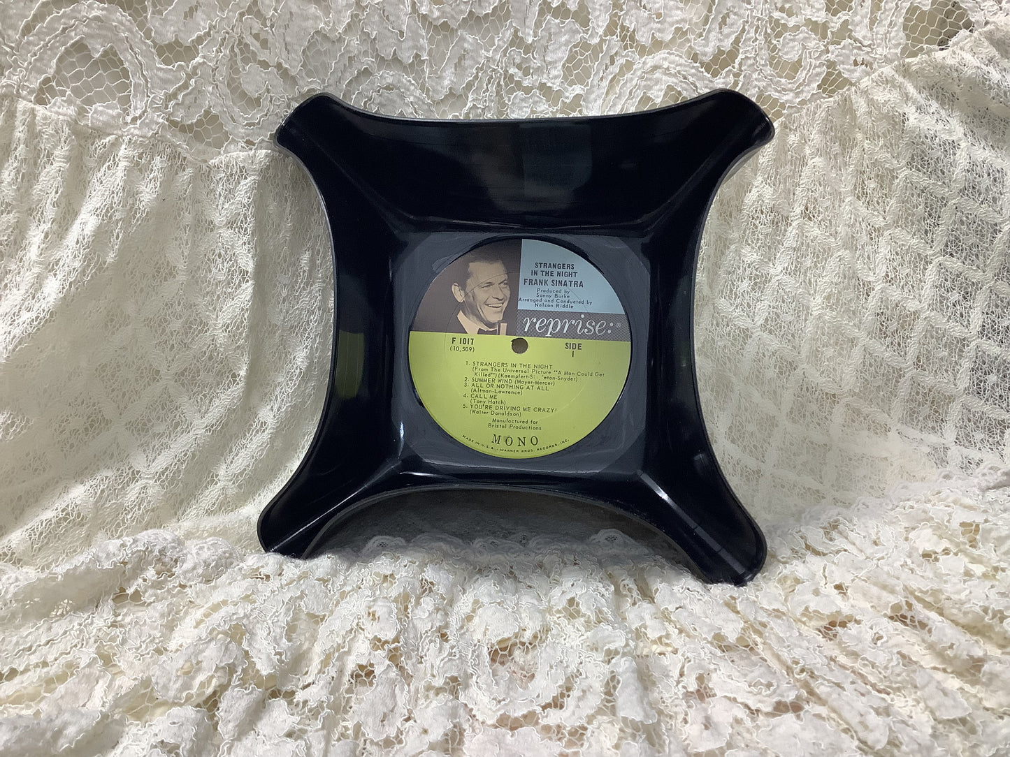 Record Bowl Frank Sinatra…Strangers in the Night