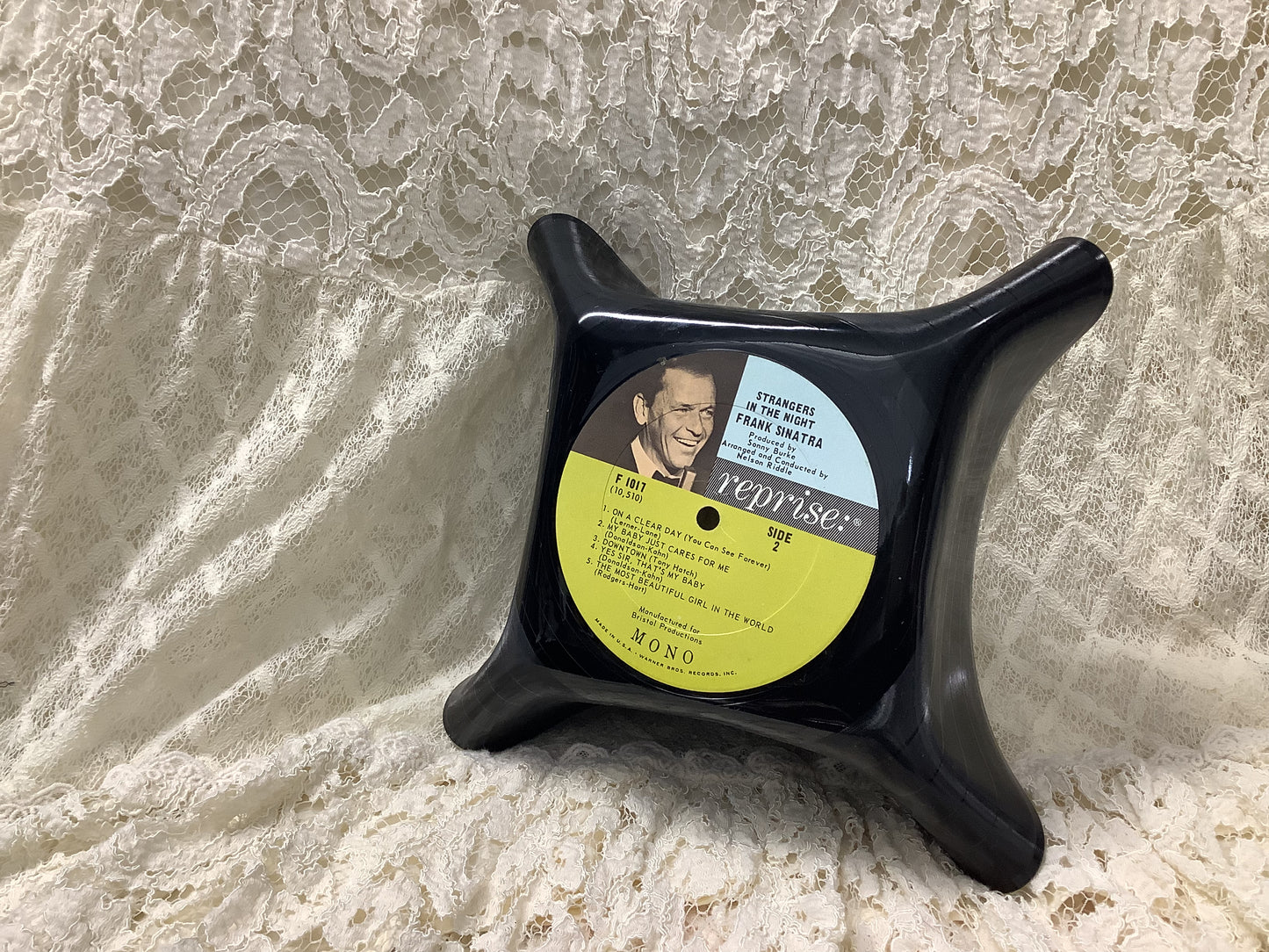 Record Bowl Frank Sinatra…Strangers in the Night