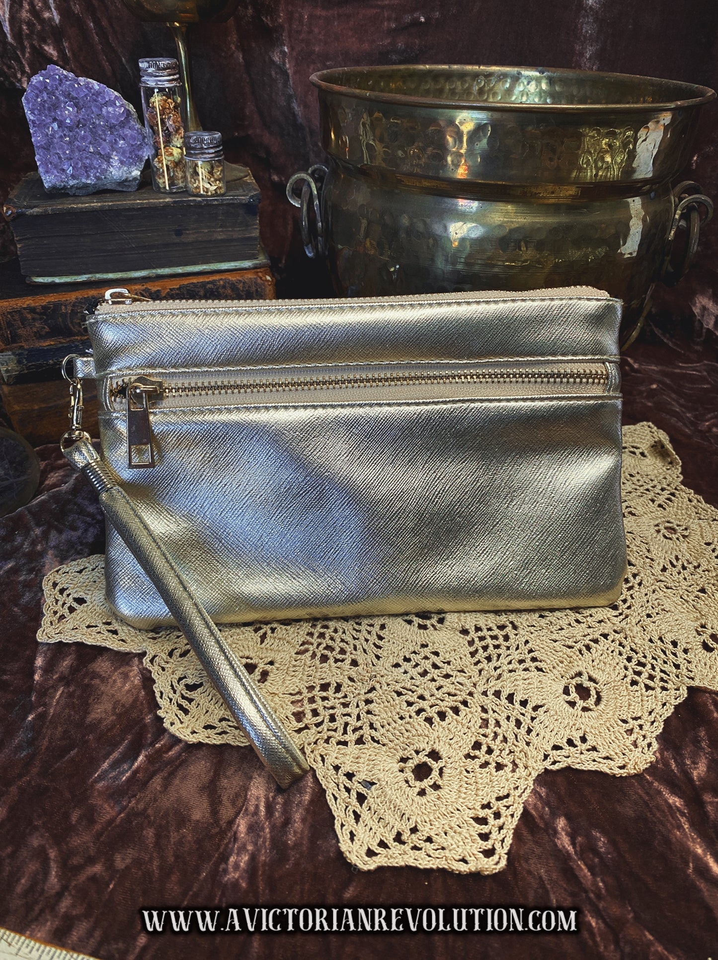 Metallic Gold Faux Leather Wristlet Clutch Pouch - Used Vintage Y2K - Night Out Accessory