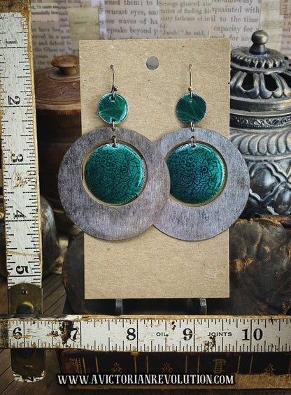 Green Floral Metal Circle Dangle Earrings - Boho Chic - Handmade - Vintage Style
