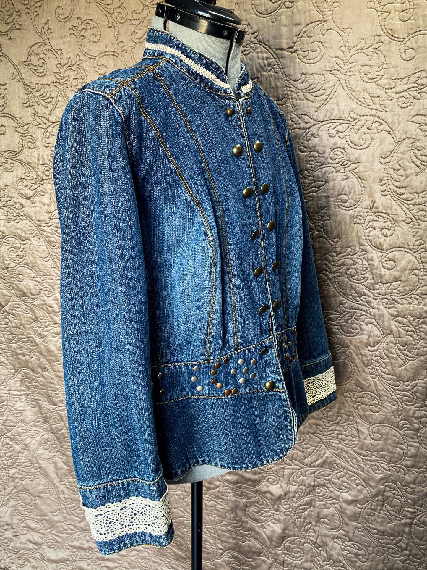Denim Short Jacket w Studs and Heart on Back - Large