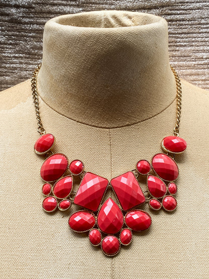 Poppy Red Geometric Faceted Bib Necklace, Retro Style Chunky Statement Jewelry