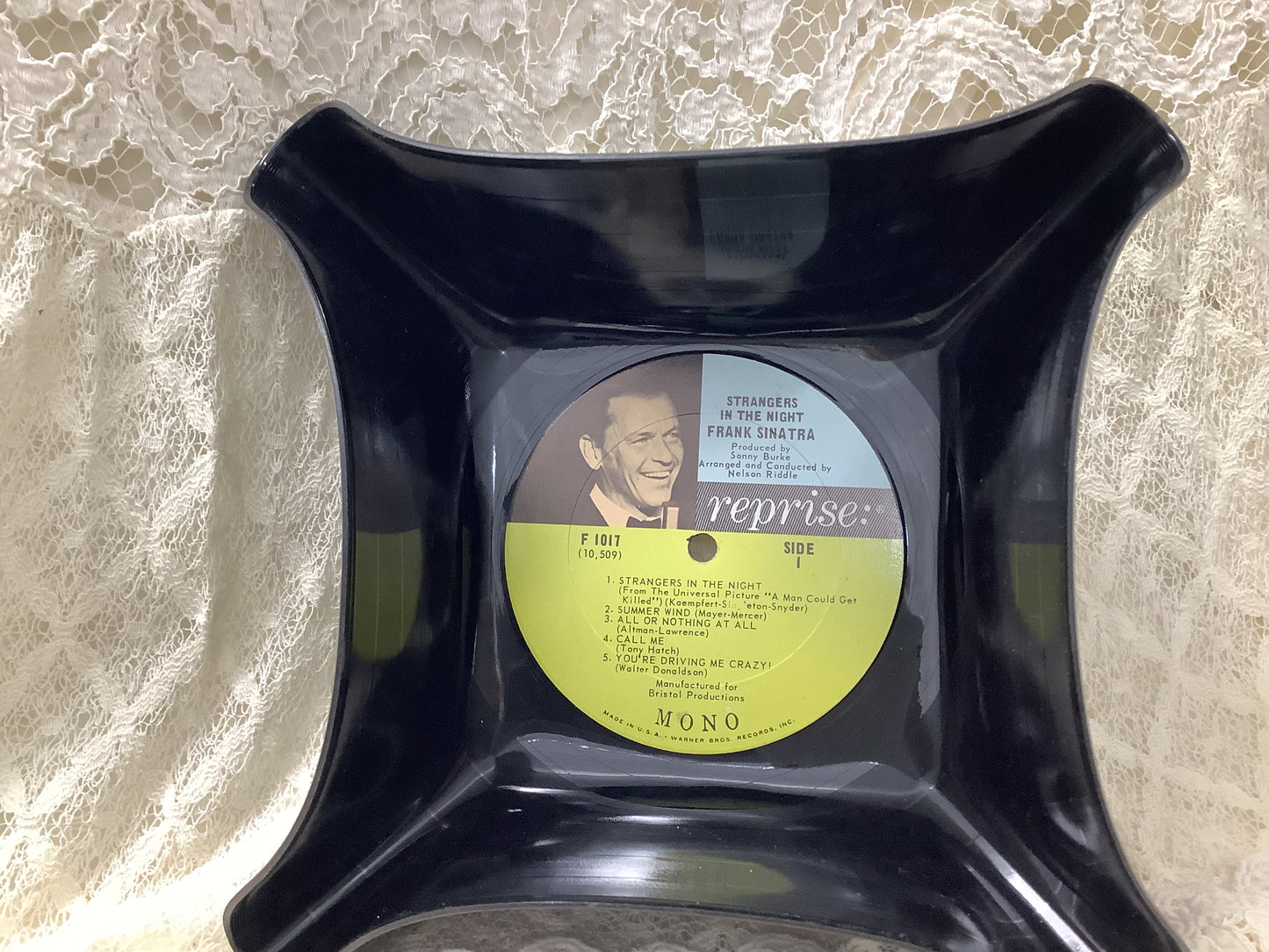 Record Bowl Frank Sinatra…Strangers in the Night