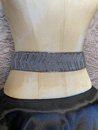 Beaded Brown, Grey and silver Leather Belt - Y2K Bohemian Style - Abercrombie + Fitch - Seed Bead Chevron Pattern - Genuine Leather - Western Accessory