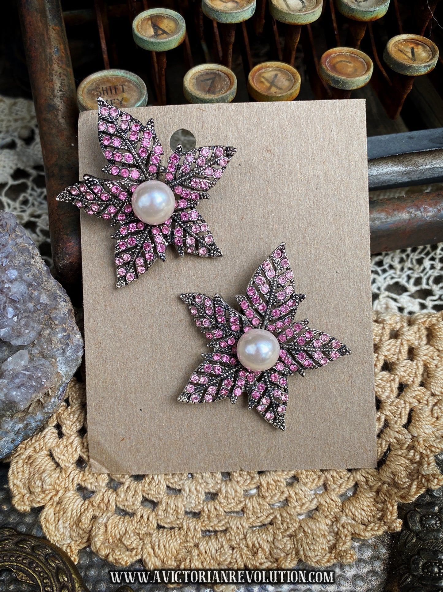 Pink Rhinestone Star - Leaf Design - Faux Pearl Center - Vintage - Clip On Earrings