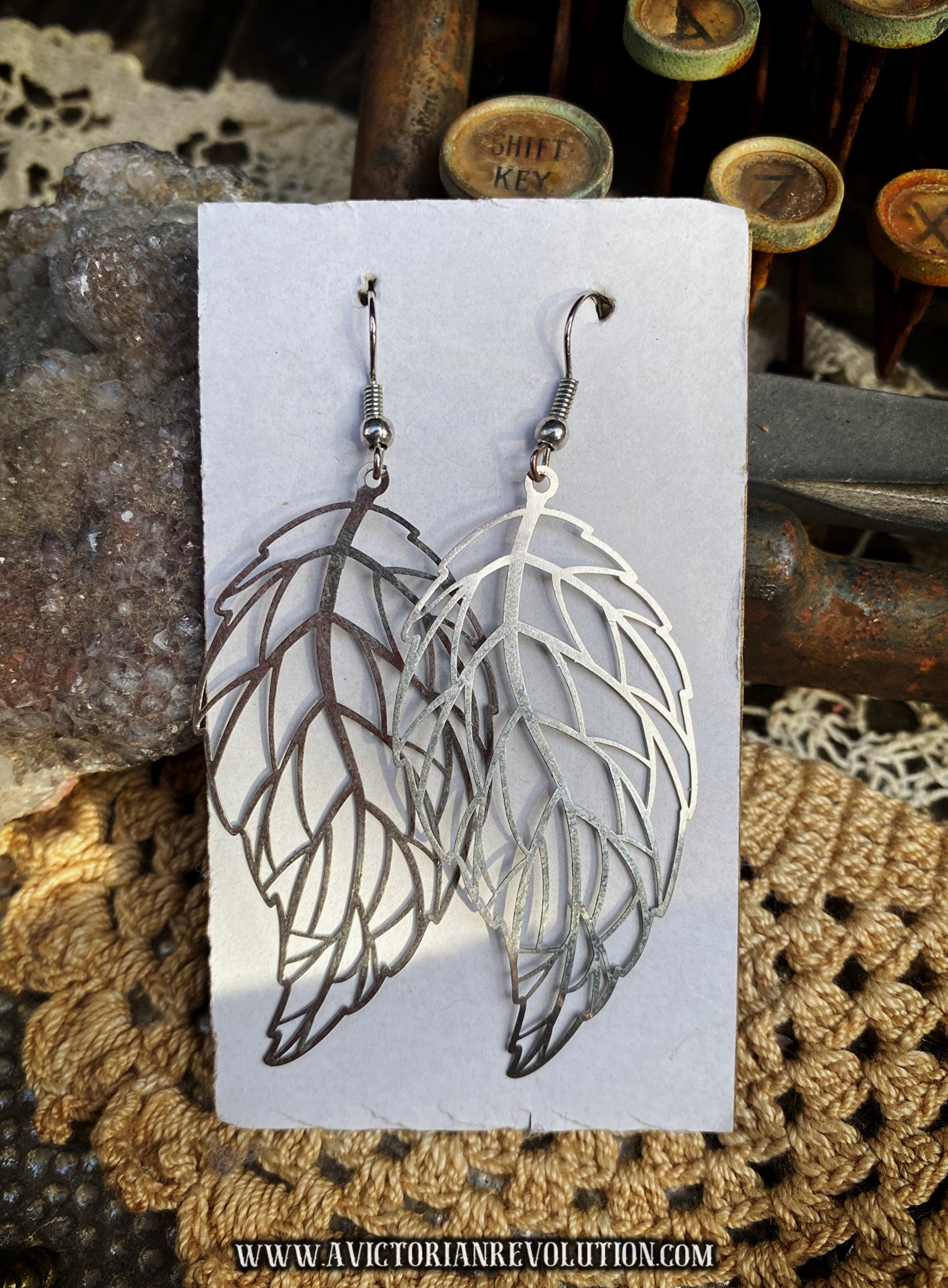 Silver Filigree Leaf Earrings - Silver Tone - Boho Hippie, Nature, Openwork - Vintage