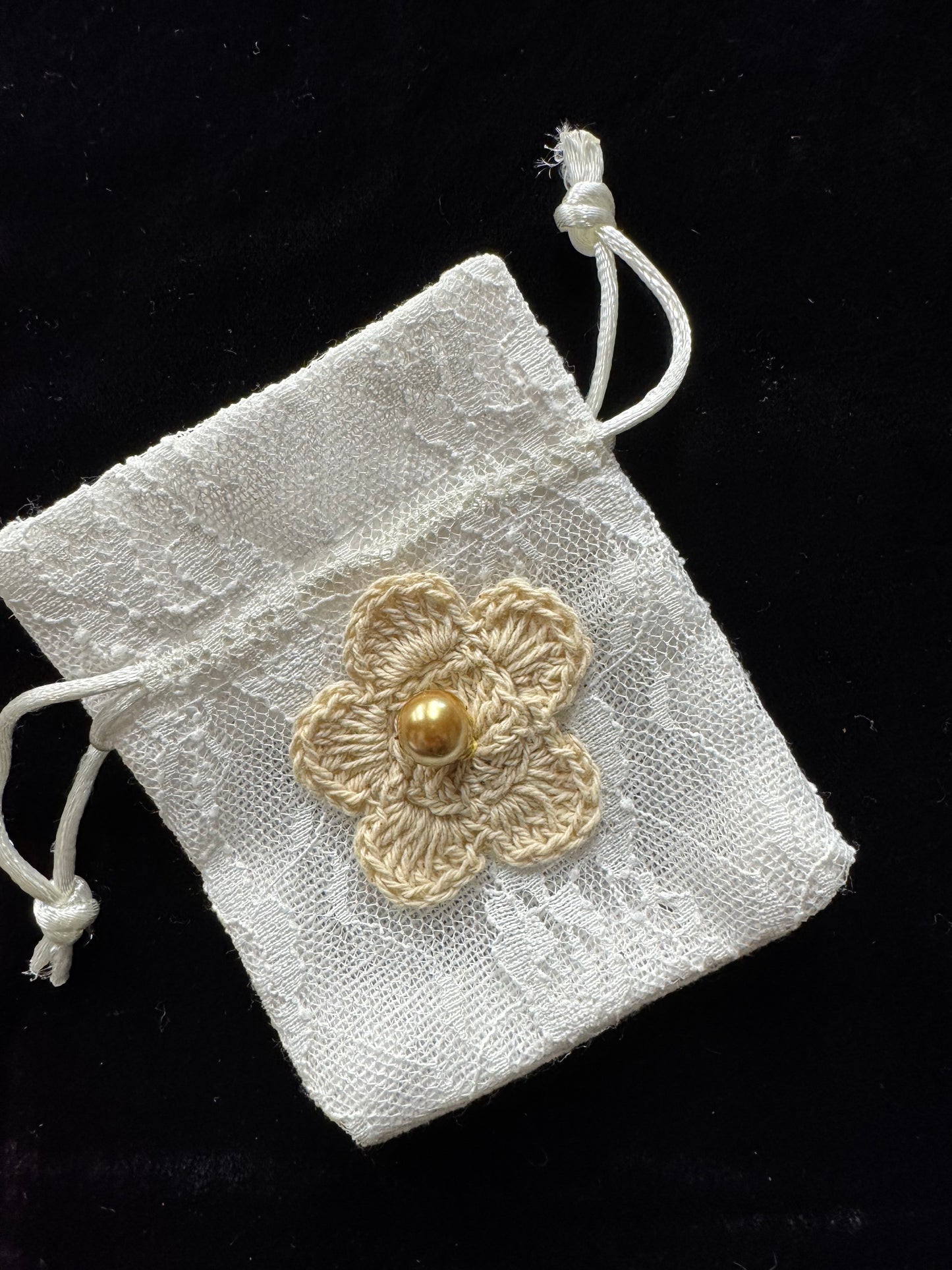 Drawstring Bag with Doilie