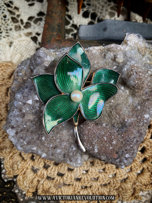 Green Enamel Leaf Pin - Triple Leaf Motif - Faux Pearl Center - Vintage