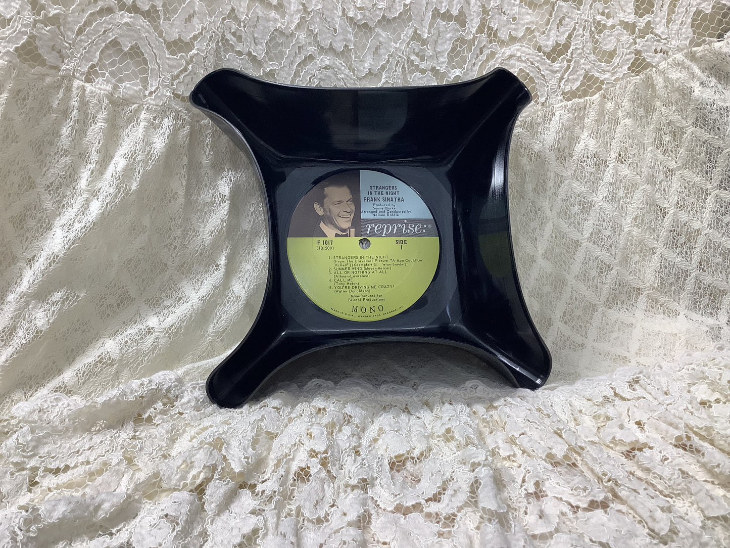 Record Bowl Frank Sinatra…Strangers in the Night