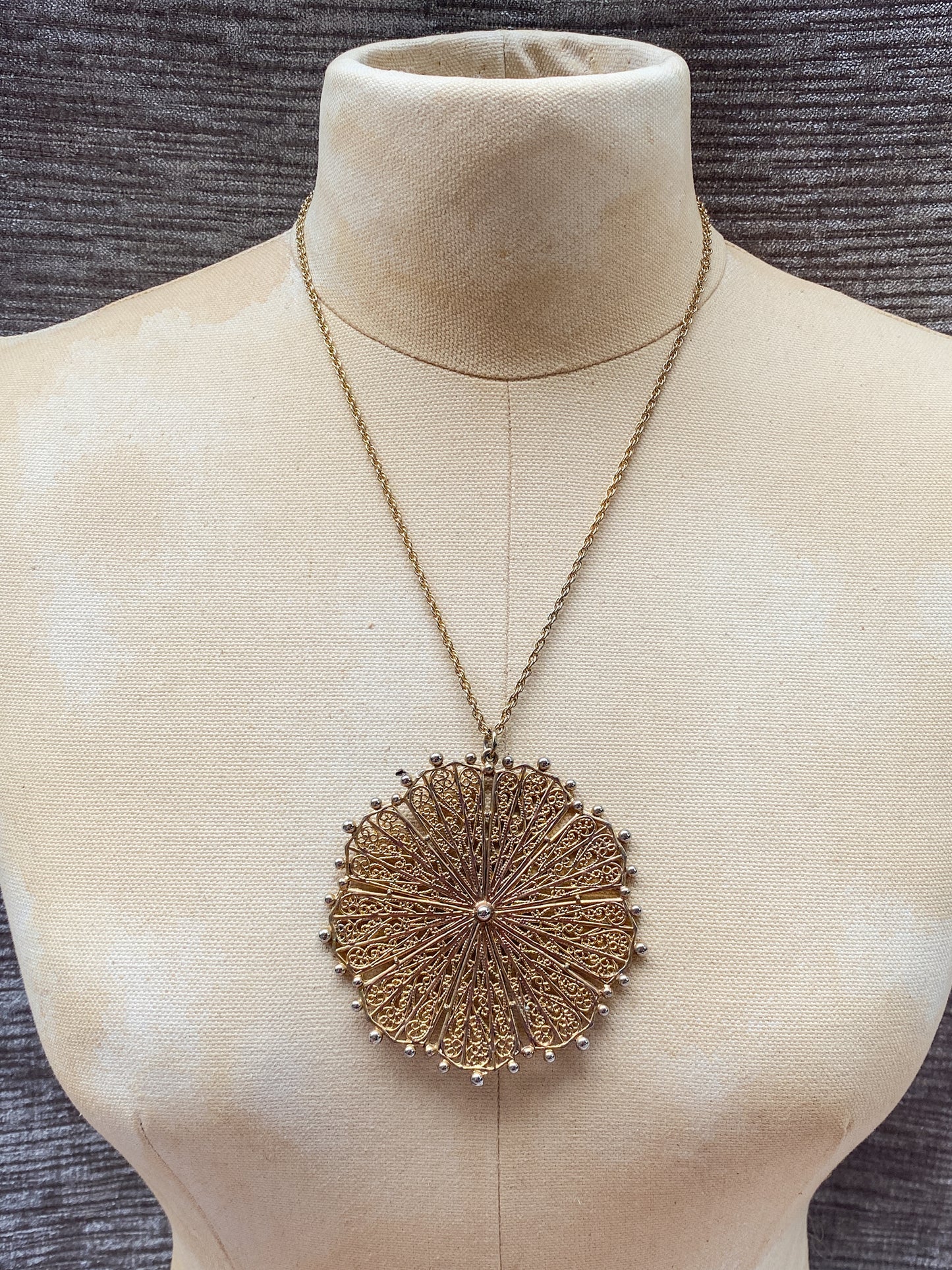 Vintage Gold-Tone Oversized Filigree Sunburst Pendant Necklace, 1970s Style Retro Boho Mandala Statement Piece, Long Rope Chain