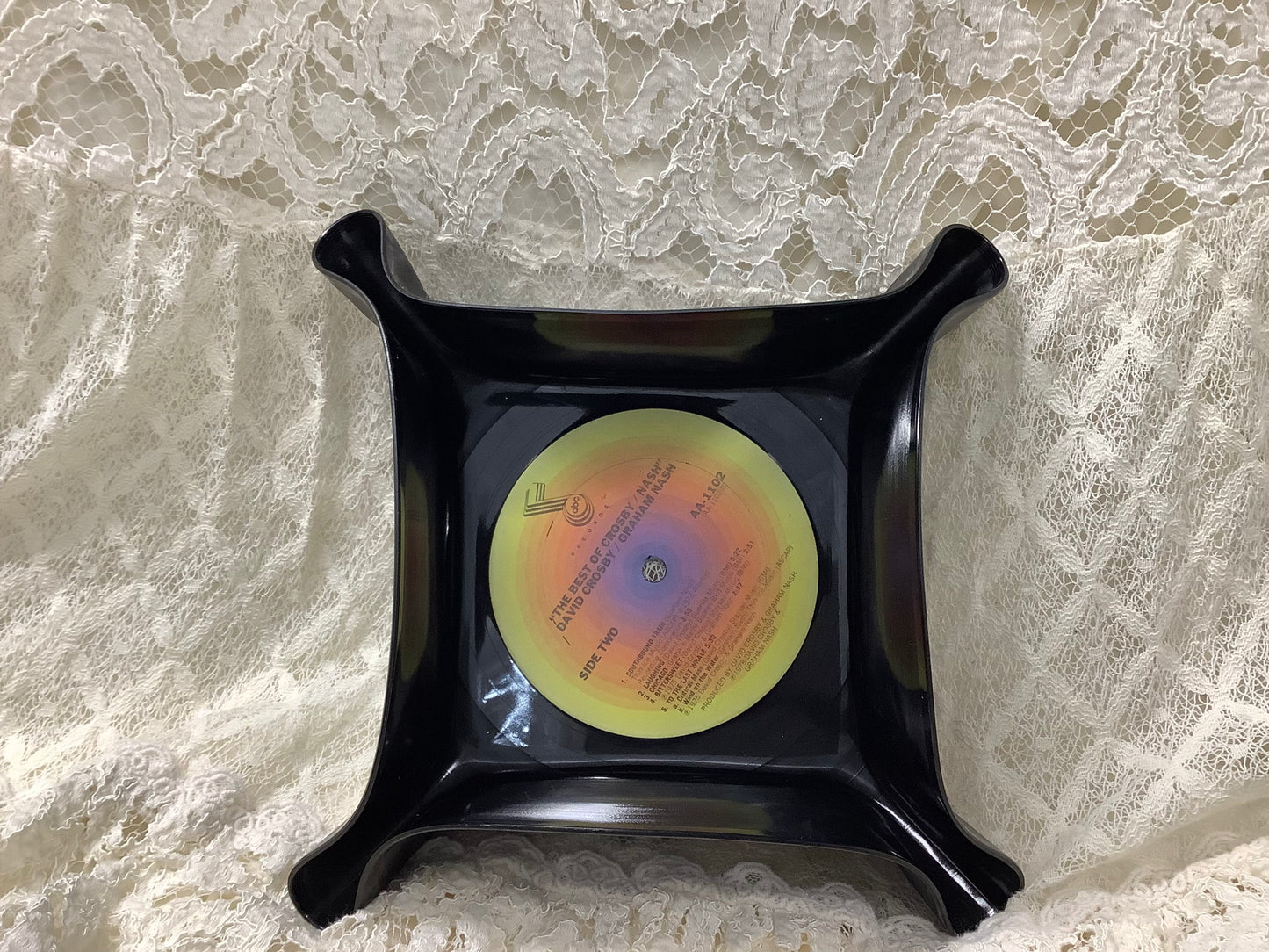 Record Bowl Crosby / Nash…Best Of