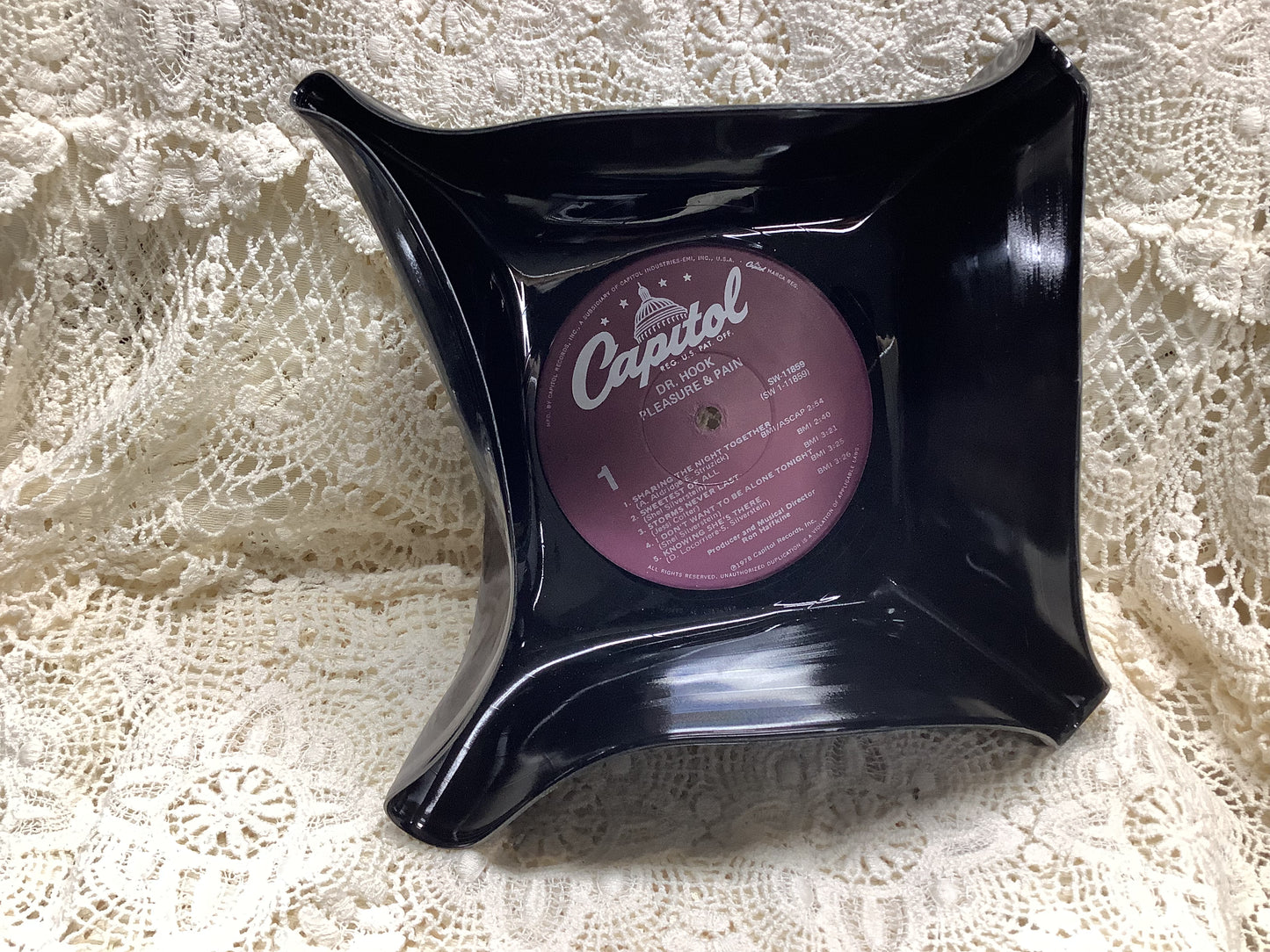 Record Bowl Dr. Hook… Pleasure and Pain