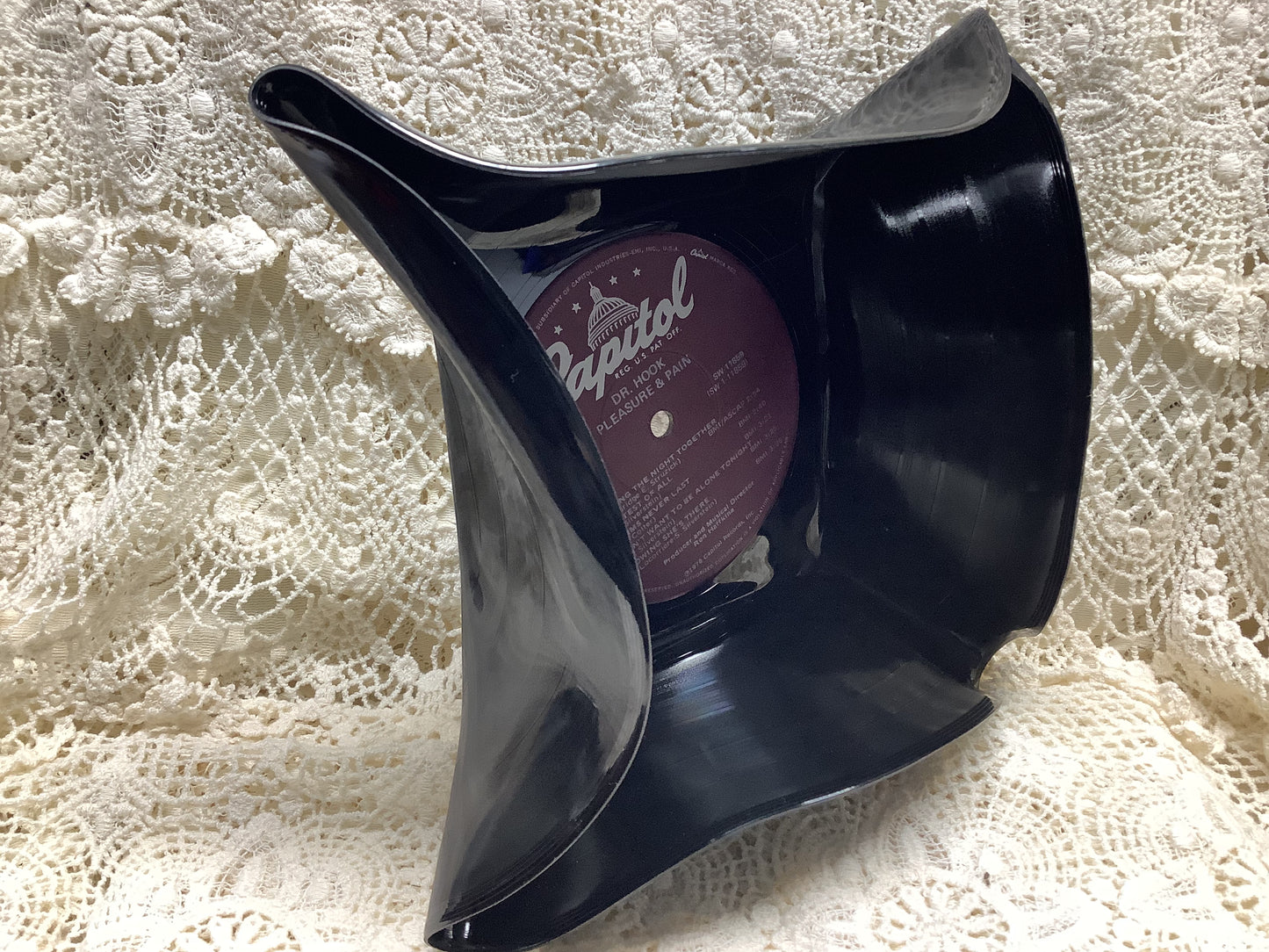 Record Bowl Dr. Hook… Pleasure and Pain