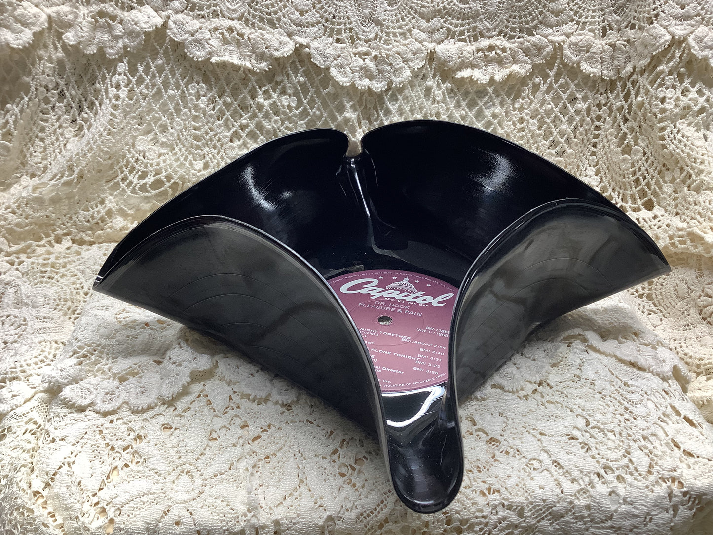 Record Bowl Dr. Hook… Pleasure and Pain