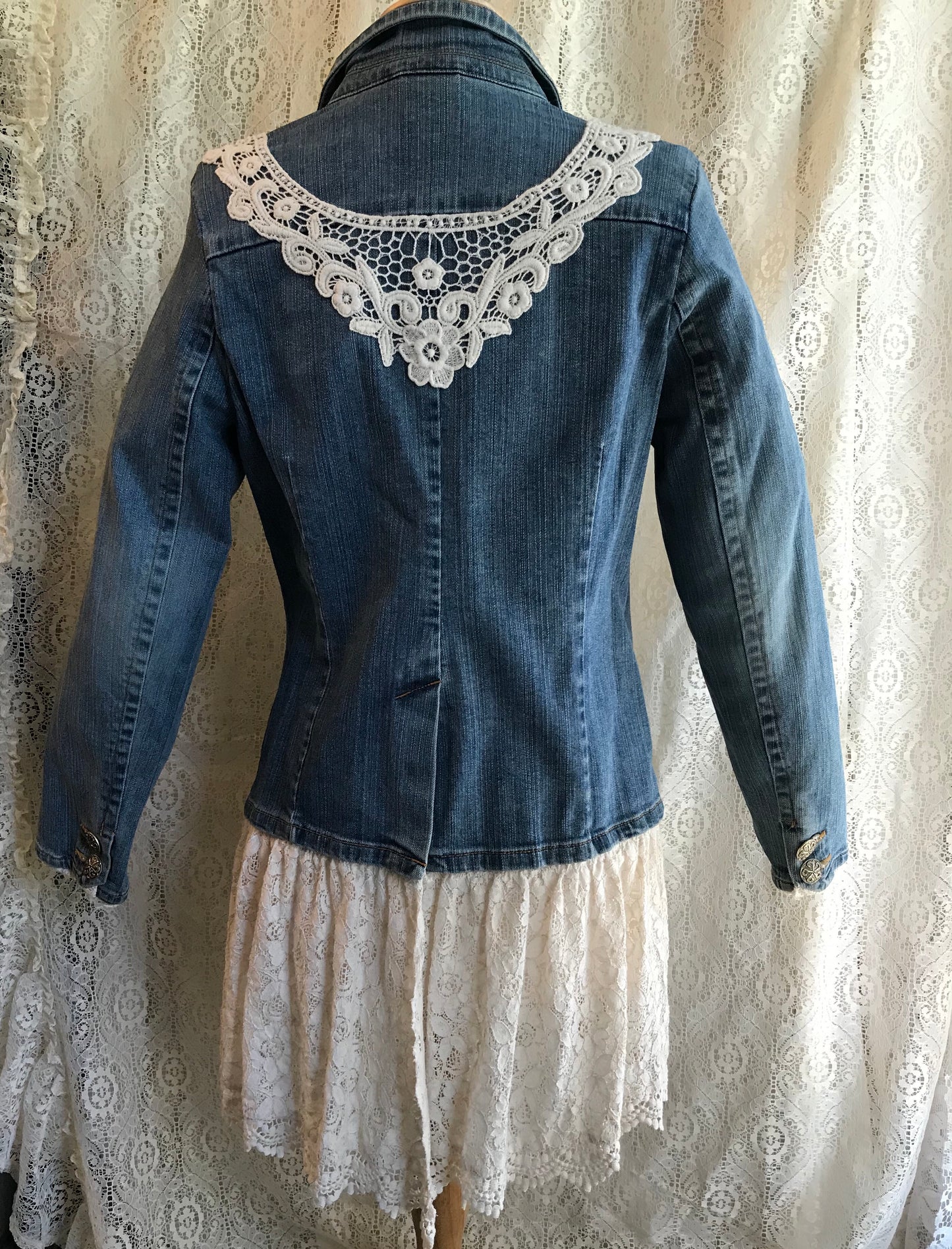 Ladies Denim Western Style Jacket -LARGE