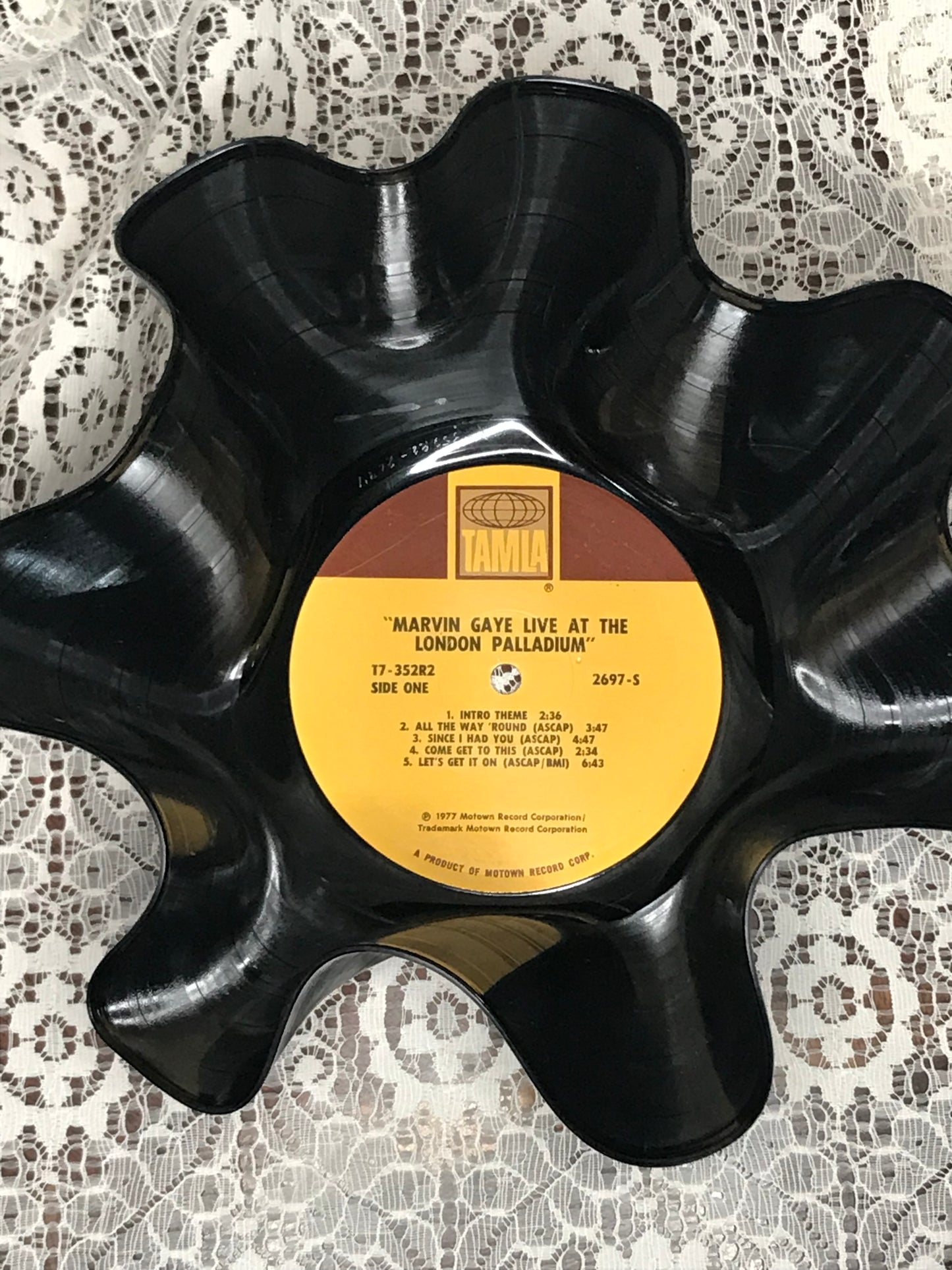 Record Bowl Marvin Gaye…Live at the Paladium