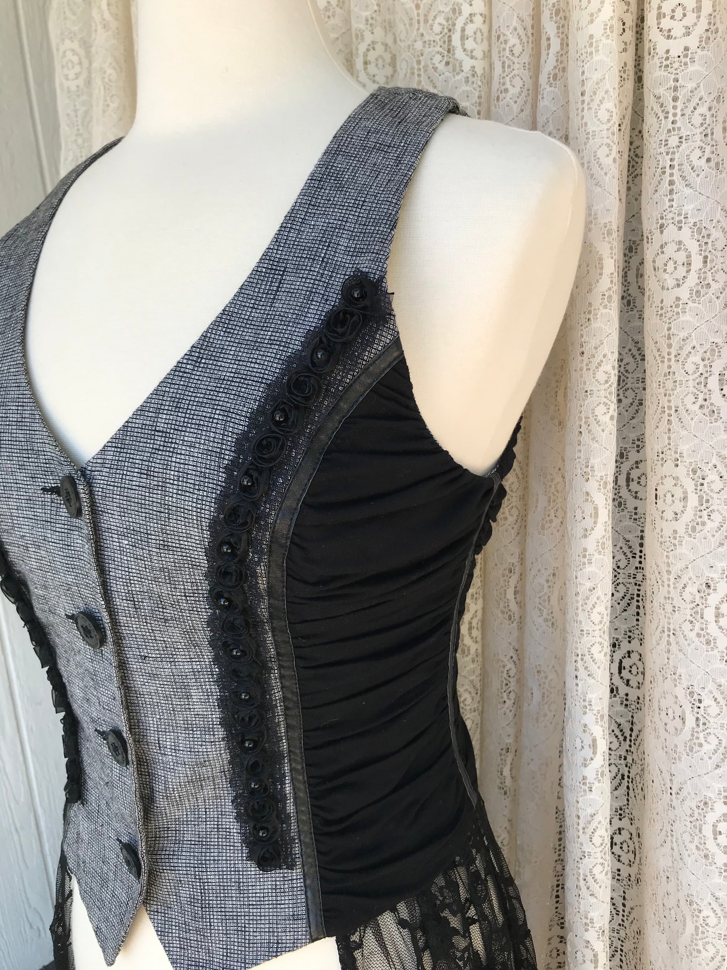 Ladies Vest With Lace Skirt -SMALL