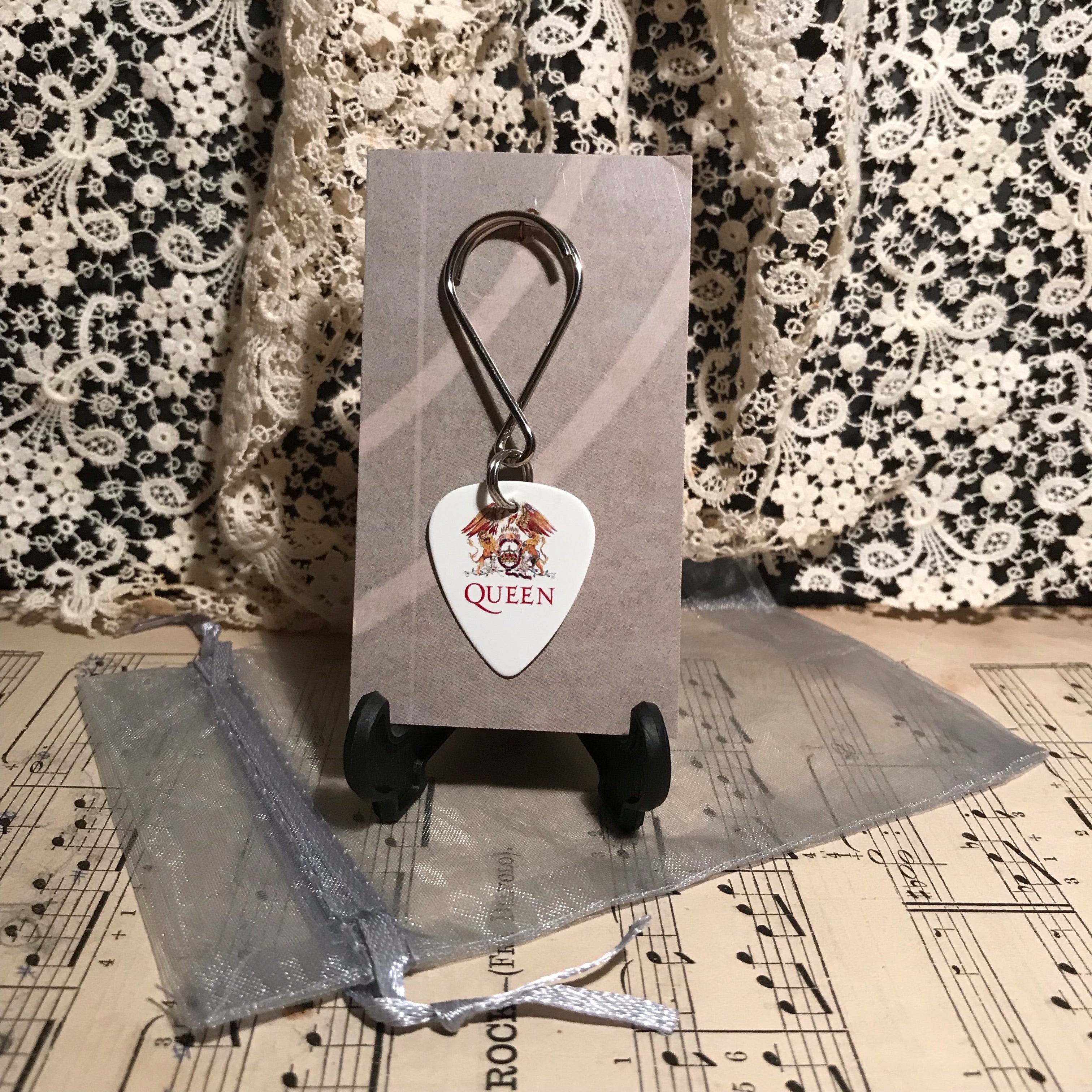 Guitar Pick Keyring - Queen