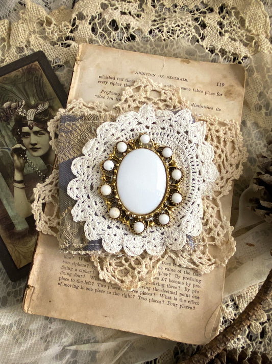 Beautiful Victorian Wrist Cuff