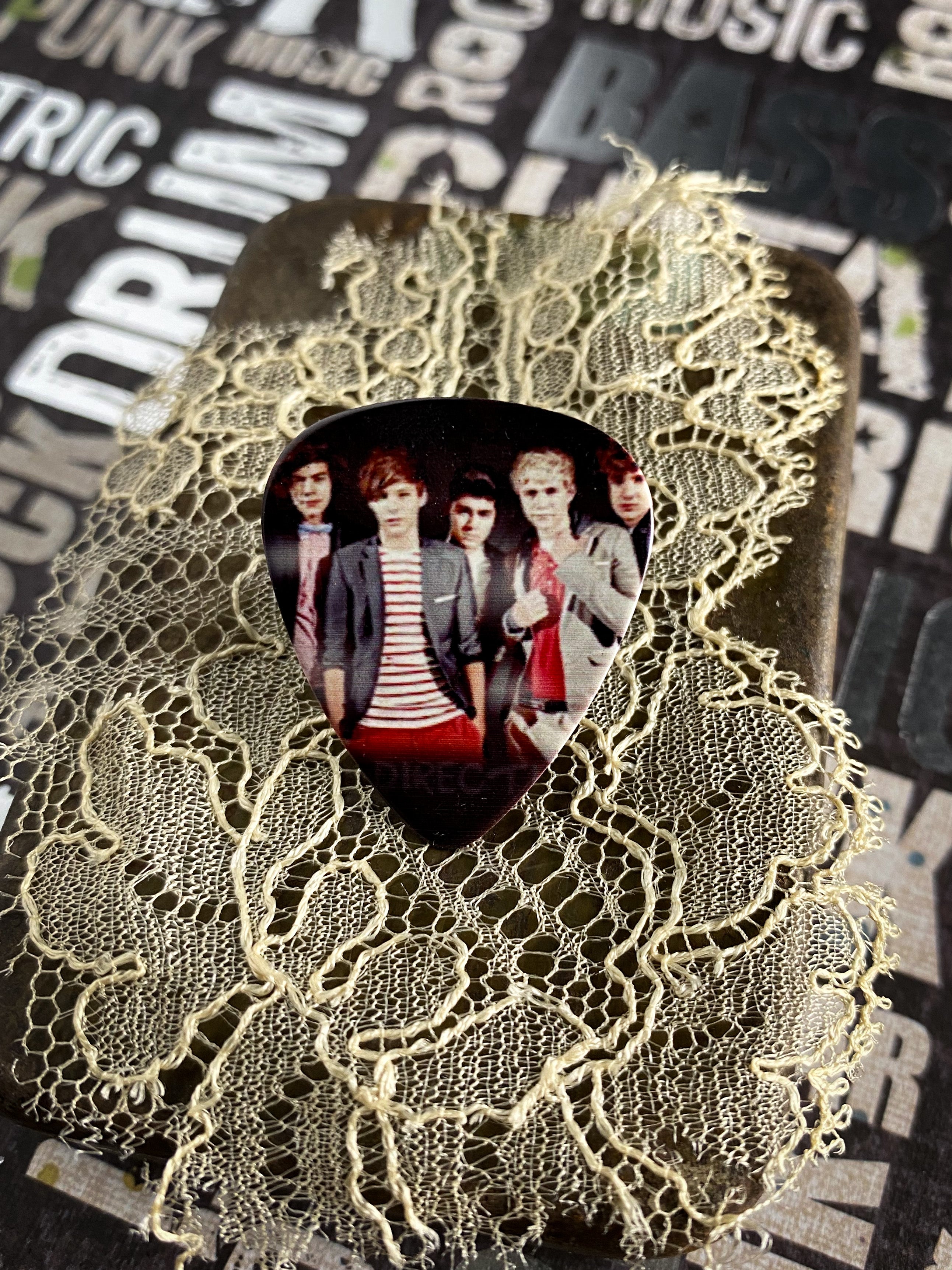 Guitar Pick Pin - One Direction