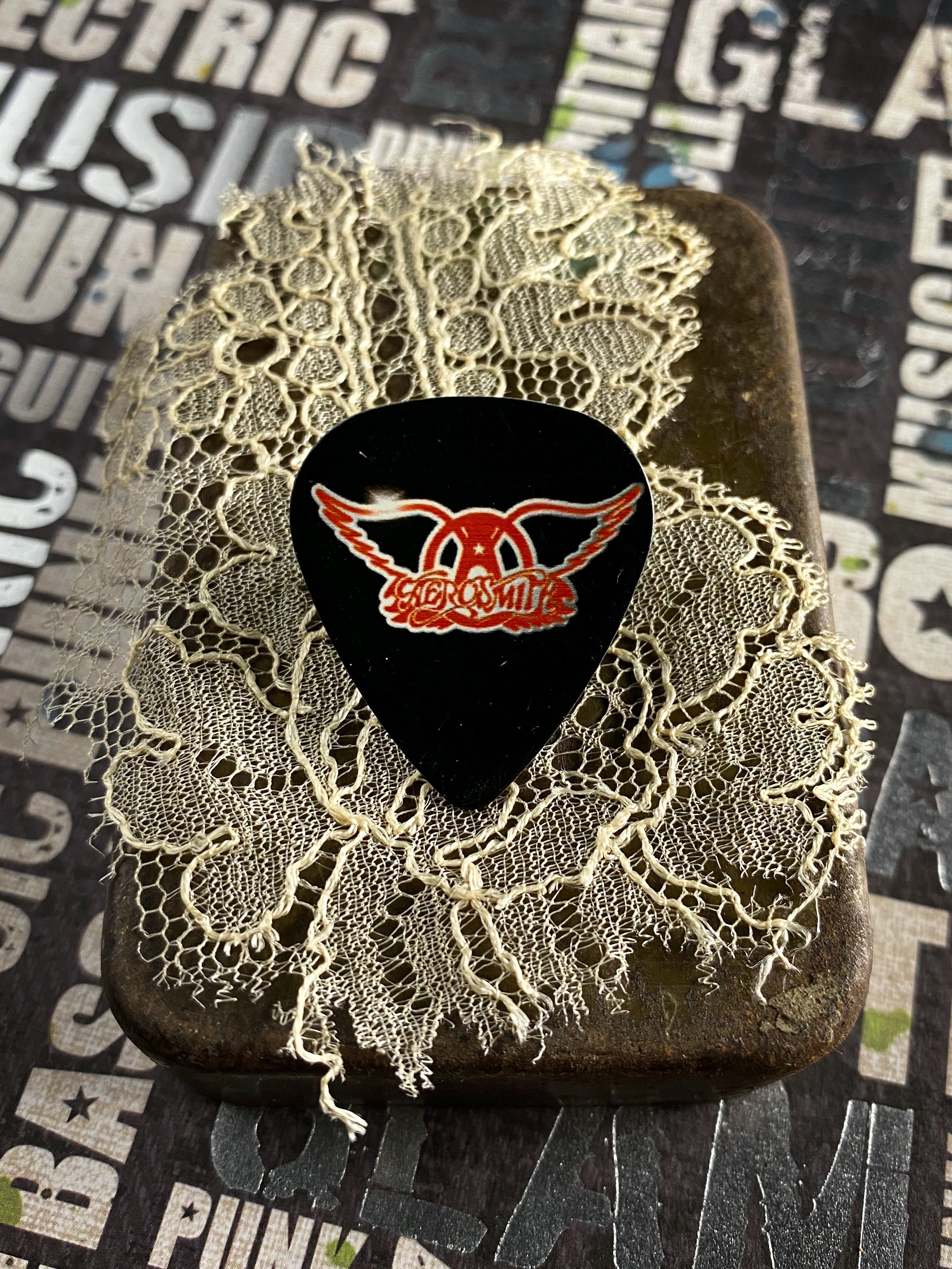 Guitar Pick Pin - Aerosmith