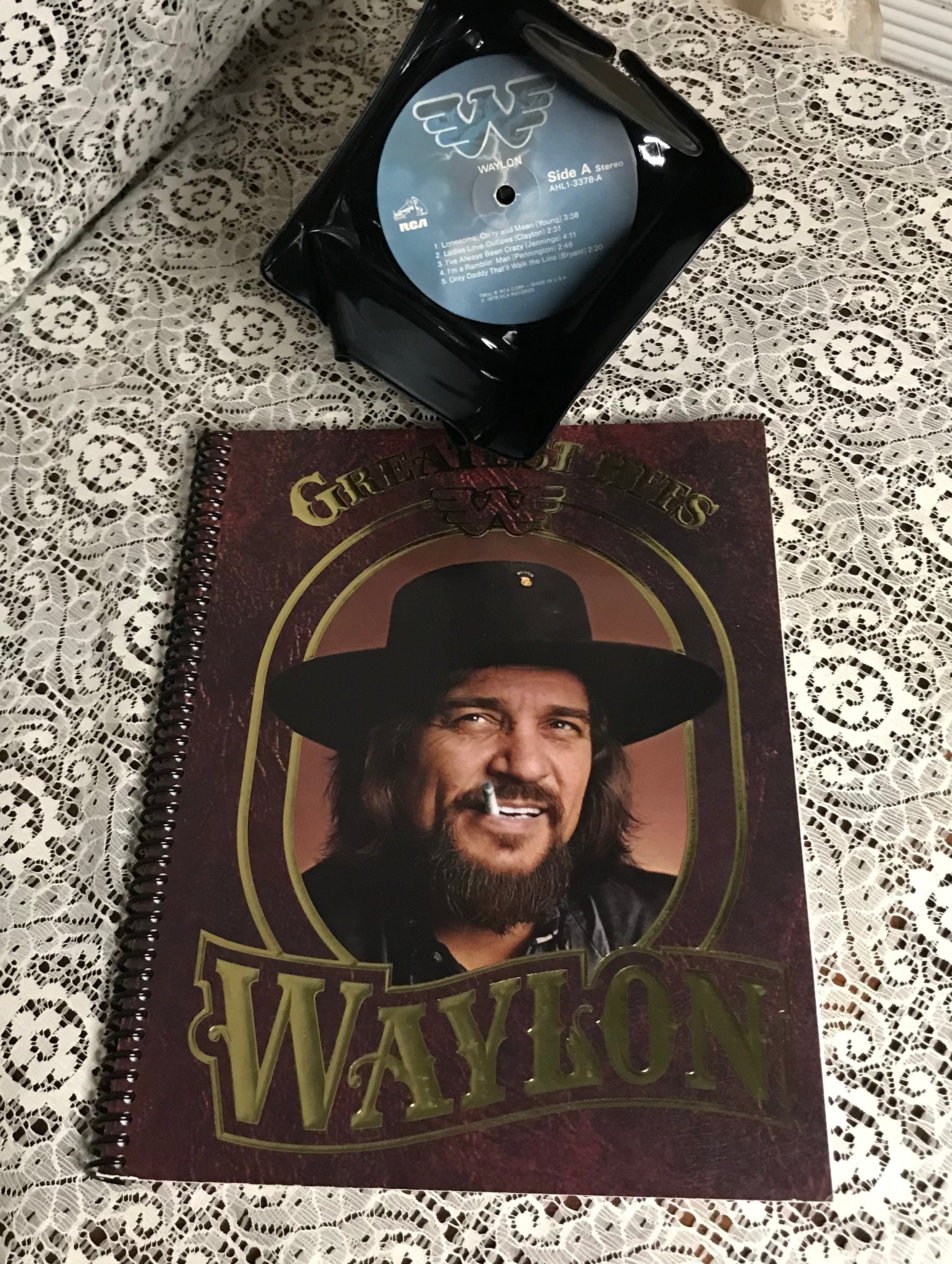 Record Bowl Waylon Jennings